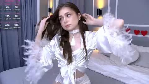 nataliecroft online show from April 16, 10:59 am