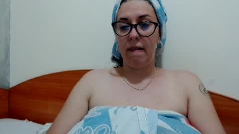natally online show from June 18, 1:49 pm