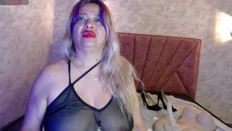 Natasha online show from December 6, 12:18 am