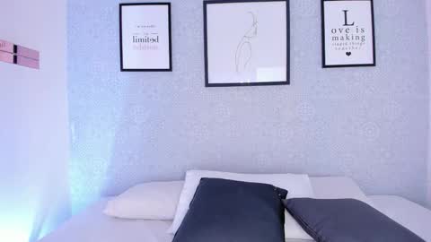 Snapshot of natasha_harpper chatting on October 13, 12:18 pm Natasha online show from October 13, 12:18 pm