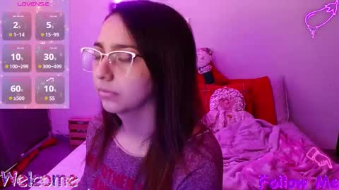 Naty Jg online show from December 19, 9:38 pm