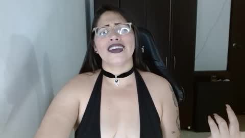 Natasha Smithe  online show from March 15, 1:10 am