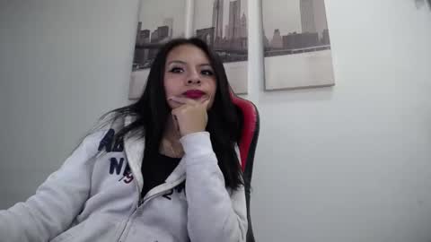 Natashax  online show from November 7, 6:10 pm