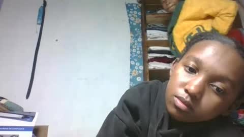 nathalia069 online show from May 16, 7:34 pm