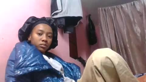 nathalia069 online show from August 5, 3:47 am