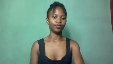 nathalie004 online show from October 30, 6:25 am