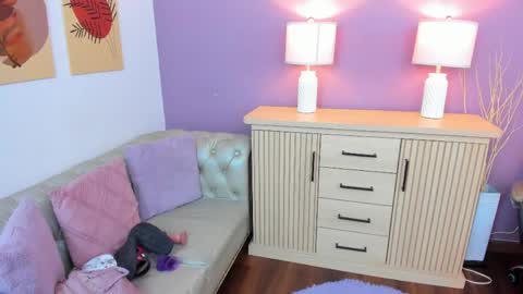 nathalie rossel online show from April 20, 7:06 pm