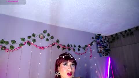 nathallyrouse online show from October 31, 5:19 am