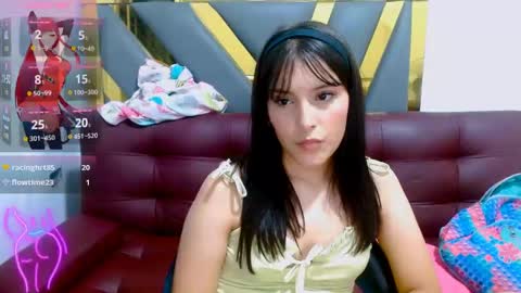 nathaly online show from April 25, 1:52 pm