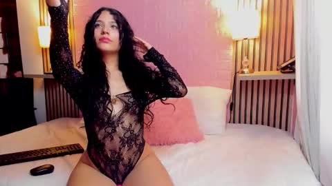 nathaly_evans18 online show from February 17, 9:36 pm