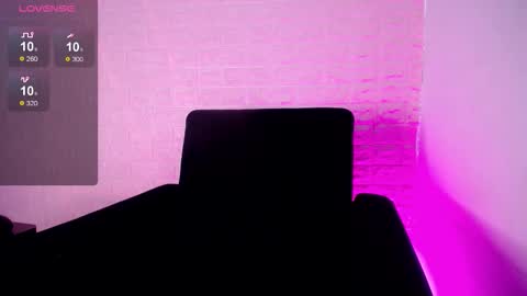   online show from February 24, 8:34 pm