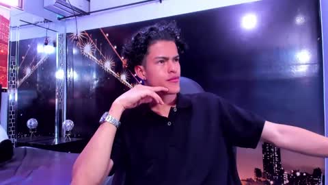 nathan_carson1 online show from December 3, 12:02 pm