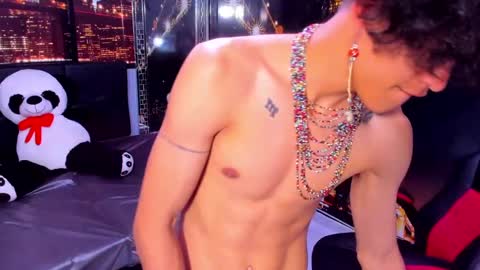 nathan_carson1 online show from December 10, 4:38 pm