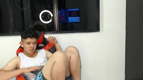 NathanBrooks online show from December 16, 11:44 pm