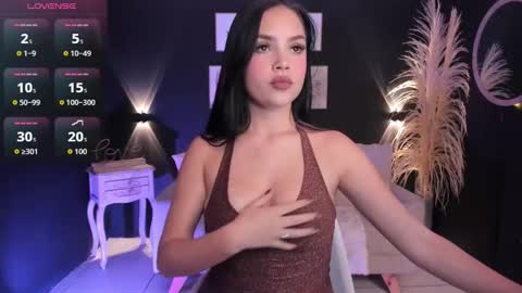 natti_london online show from November 15, 5:20 am