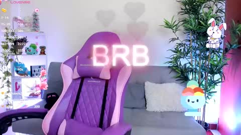 Snapshot of natty_romanof_1 chatting on February 24, 4:04 pm natty online show from February 24, 4:04 pm