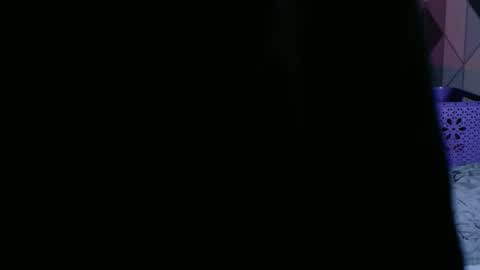 Snapshot of naturaltitss_ chatting on October 23, 7:26 pm Gwen online show from October 23, 7:26 pm