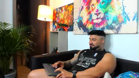 Miller online show from November 27, 11:01 pm