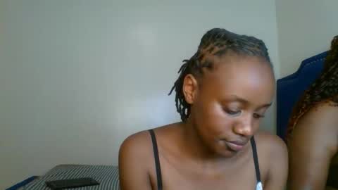 naughty_ellaa online show from September 20, 12:35 am