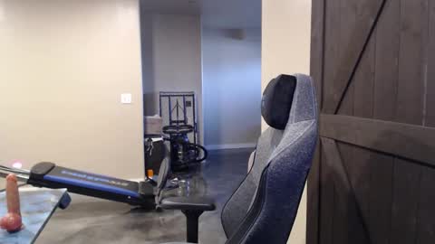 Naughty kinky1 online show from February 10, 10:35 pm