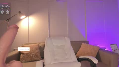 Angel online show from November 5, 8:22 pm