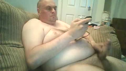 Snapshot of naughtygadget chatting on October 18, 1:10 am NaughtyGadget online show from October 18, 1:10 am