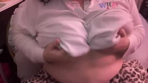 Naughty Girl online show from December 3, 2:01 am