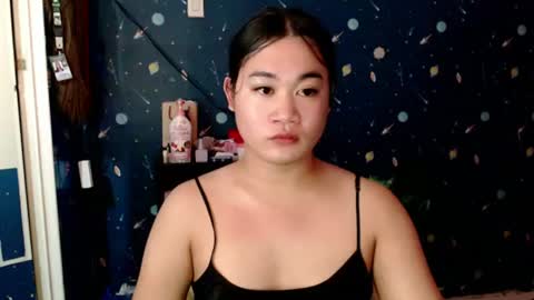 Pretty Luna online show from July 24, 9:06 am