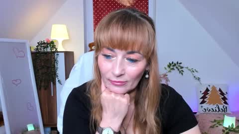 Milana - on air every day except Wednesday from 9 pm to 4 am European time online show from December 13, 8:15 pm