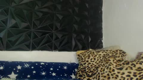naughtyrose3 online show from June 18, 12:32 pm