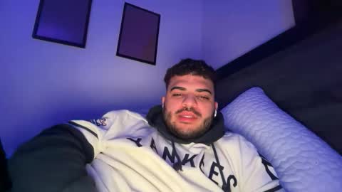 navy12345678 online show from April 9, 2:26 am