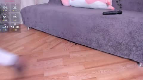 Kira online show from March 5, 8:51 pm