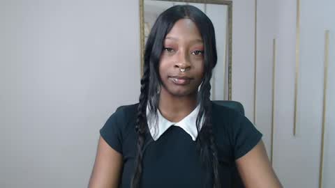 Nayaris 3 online show from June 3, 1:25 pm