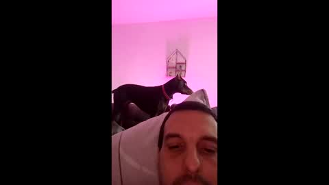 neadekvatenn online show from March 6, 11:09 am