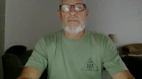 neckdown12 online show from February 13, 8:56 pm