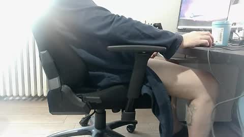 neeko online show from April 9, 4:45 pm