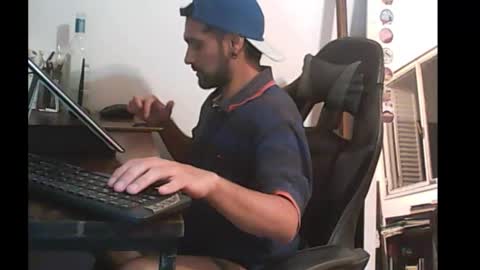 Nek y Ema online show from December 17, 4:30 am