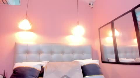 neferet_opal online show from July 19, 1:30 am