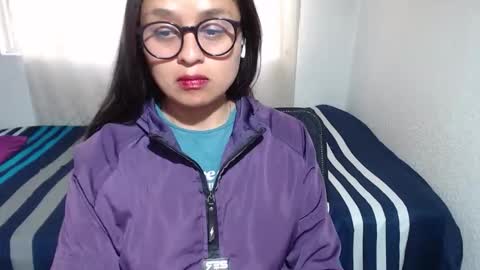 Snapshot of negrita_25 chatting on September 23, 12:32 pm Zoe online show from September 23, 12:32 pm