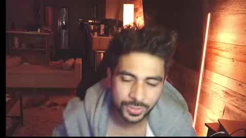 neil online show from December 18, 5:36 am