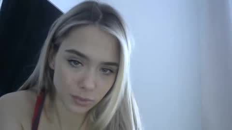 nelly_fortu online show from March 15, 11:57 am