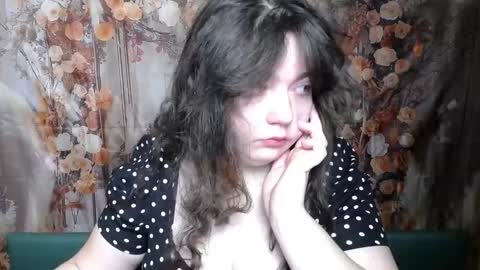 NeonilaLisova online show from February 5, 6:06 am