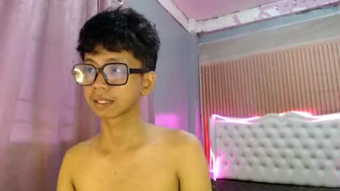 Ethan online show from June 20, 10:38 pm