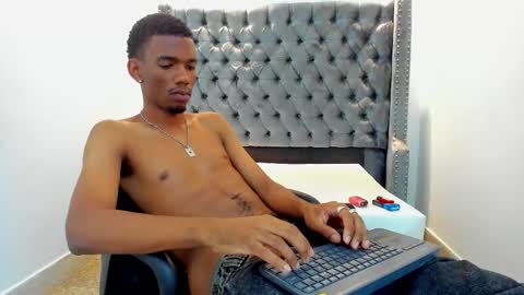 Nero online show from November 10, 7:49 pm