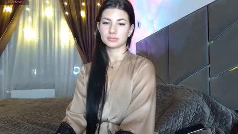 Nessy online show from November 28, 5:09 pm