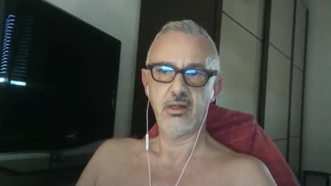 Snapshot of nevenerabis chatting on October 26, 2:07 pm nevenerabis online show from October 26, 2:07 pm