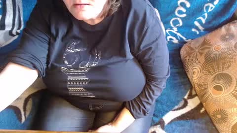 Lilly  online show from February 14, 1:47 pm