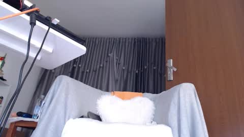 Im Ana ntmu...Please dontt forget to give thump up and follow me kiss online show from February 26, 8:01 pm