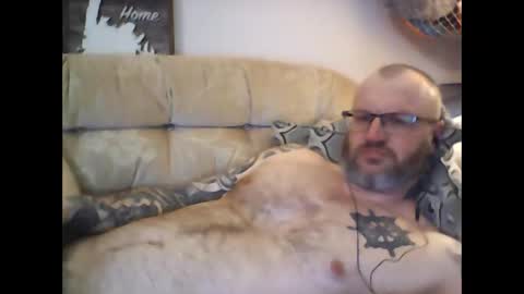 Snapshot of newbreed666 chatting on February 25, 11:37 pm NEWBREED666 online show from February 25, 11:37 pm