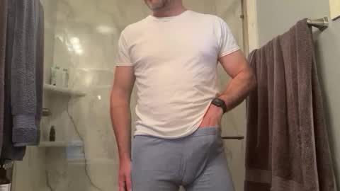 newguy_097 online show from February 15, 12:57 am